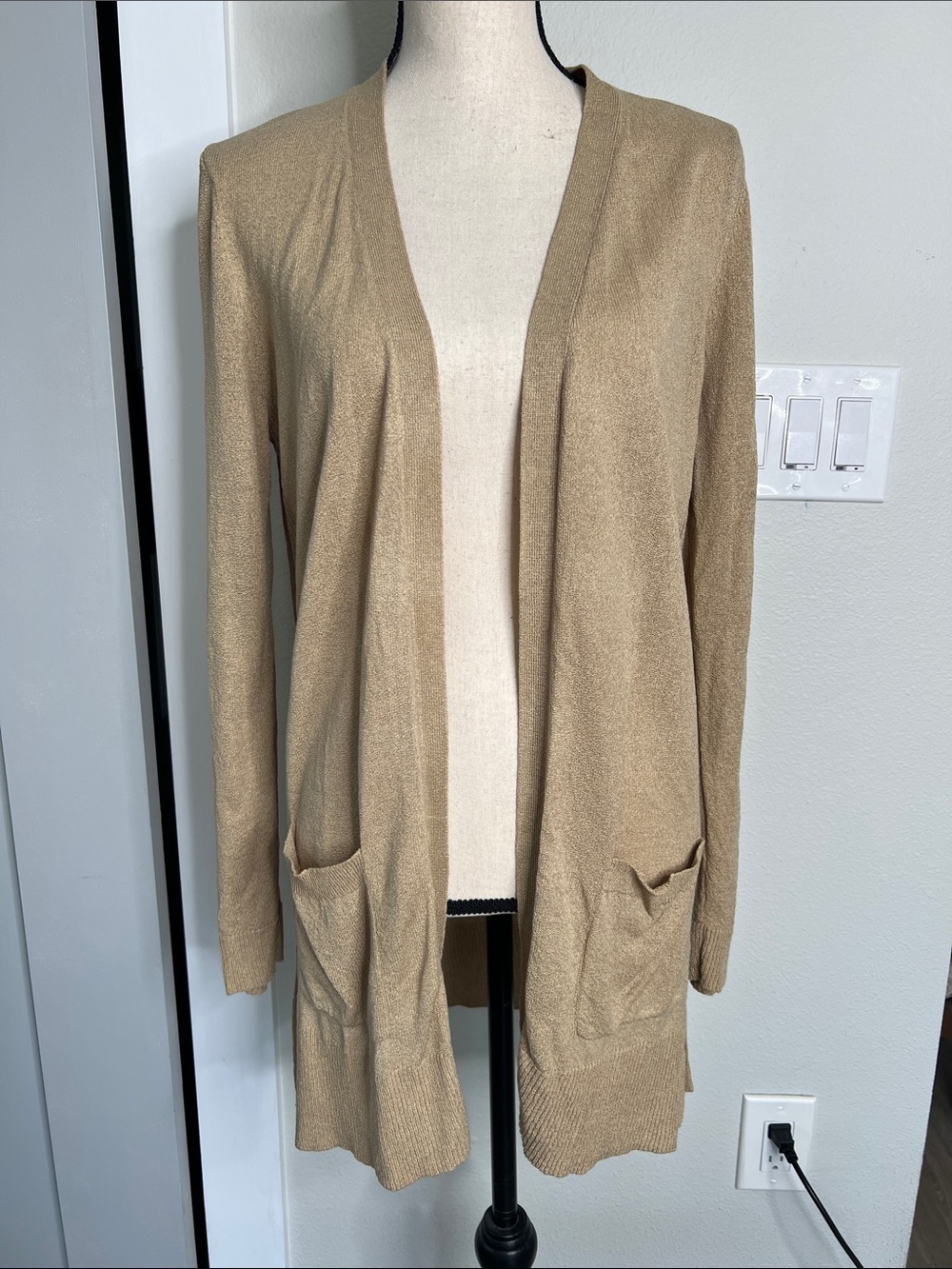 NWT Pointelle cardigan Camel